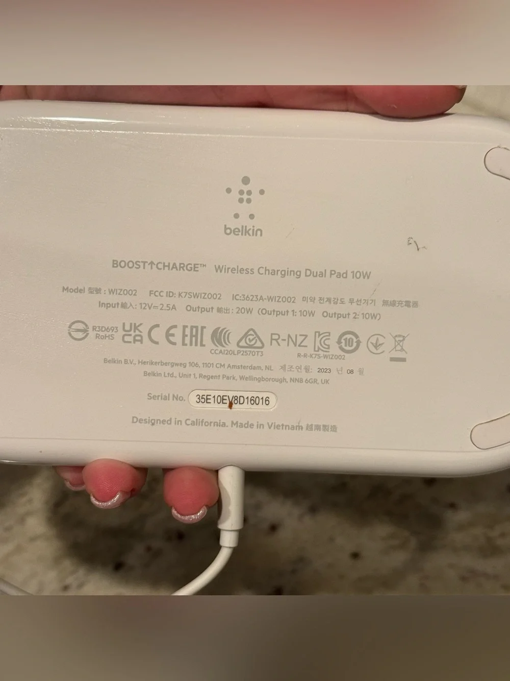 belkin White Dual Wireless Charging Pad